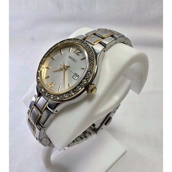 Ladies Seiko 6N22-00D0 Two Tone Accented Calendar Quartz Watch New Battery - Picture 3 of 8